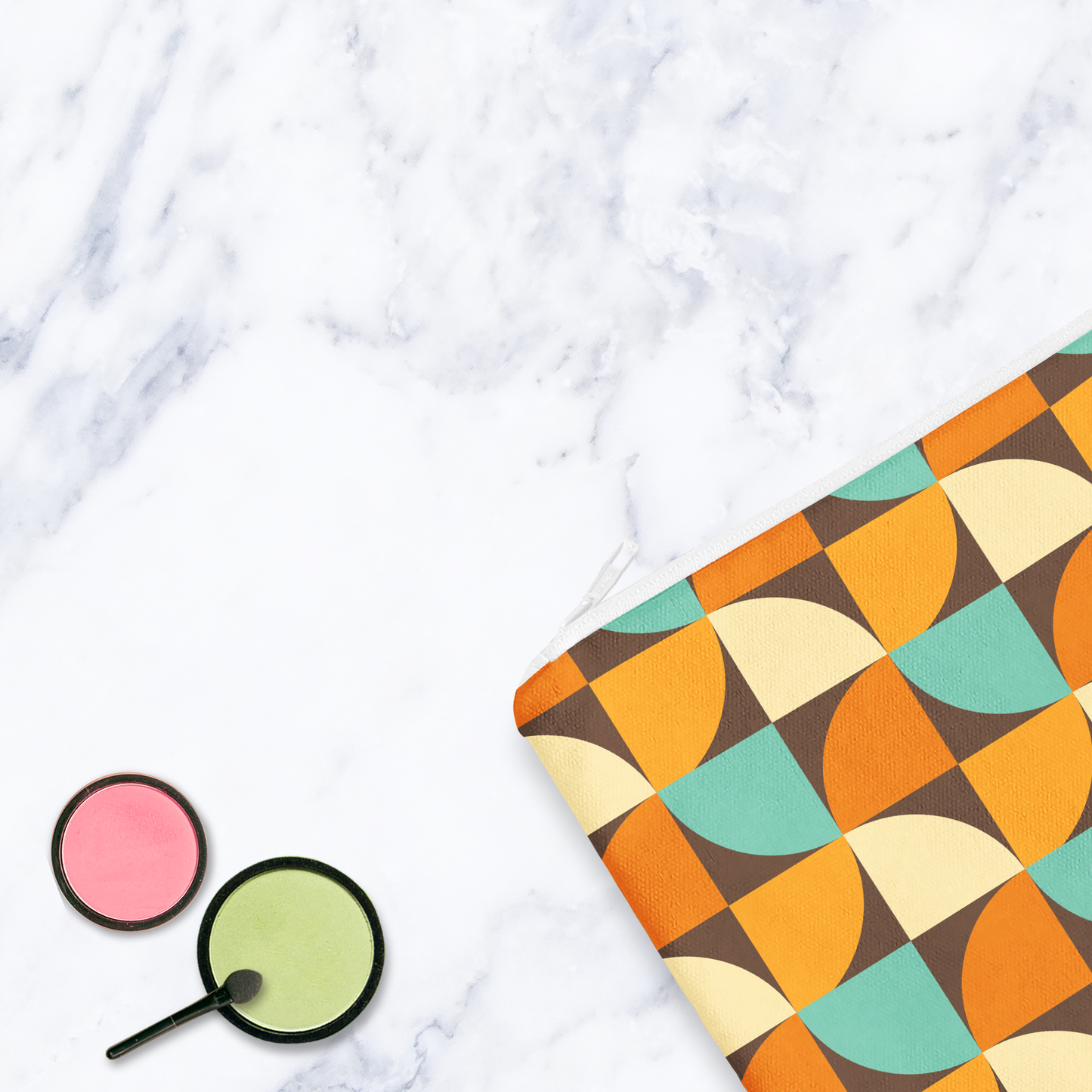 Retro Orange Geometric Makeup Bag – 70s Style Zipper Pouch